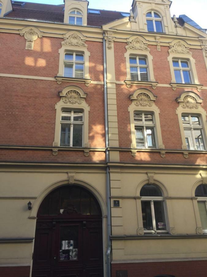 Kawalerka Centrum Strzalowa Poznaň Exteriér fotografie
